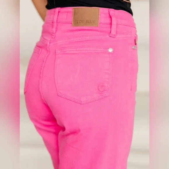 Judy Blue High Rise Garment Dyed 90's Straight Leg Jeans Barbie Pink 11/30 NWT - Picture 5 of 11